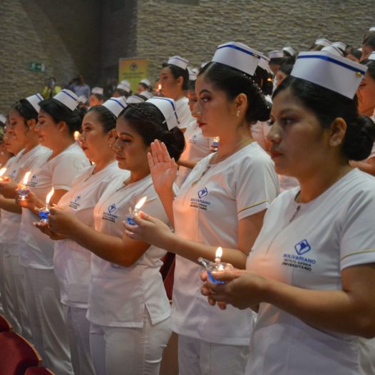 286 profesionales integran la sexta promoción                                                                         de Enfermería del Universitario Bolivariano